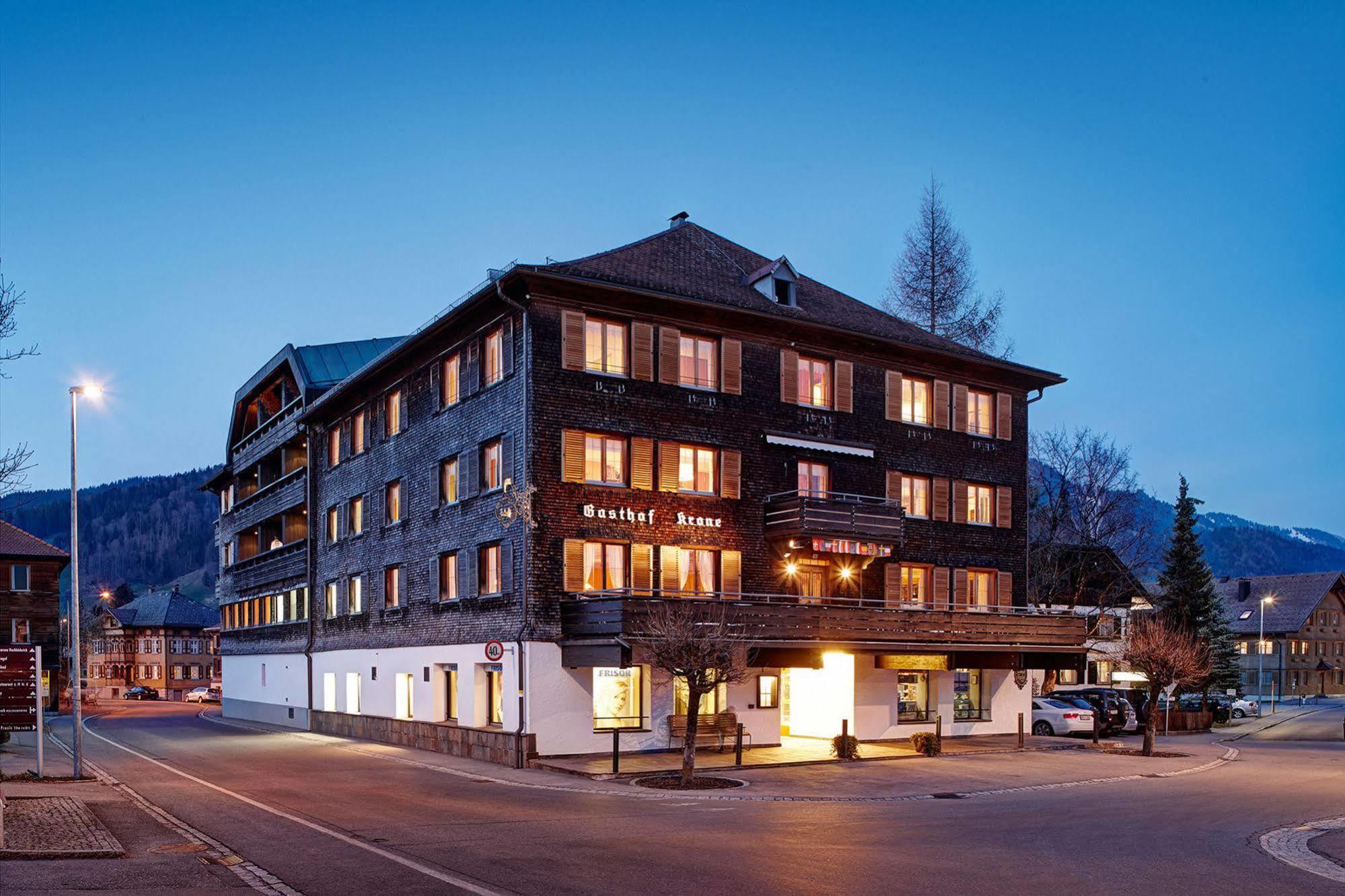 Hotel Gasthof Krone Hittisau Exterior foto